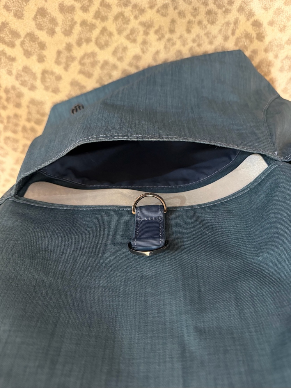 Lululemon Rise and Shine Backpack - Picture 8 of 10